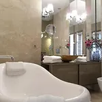 Luxury Prima Nowy Swiat * Varsóvia