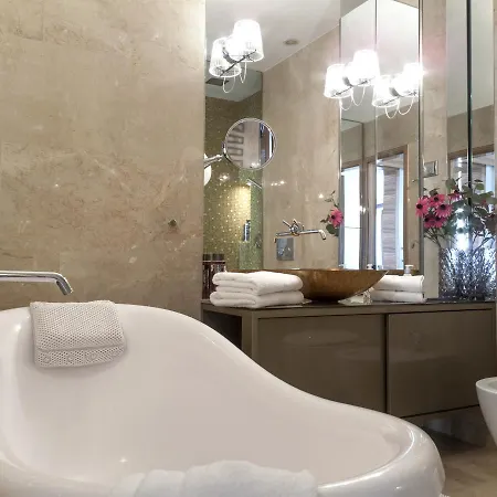 Luxury Prima Nowy Swiat * Varsóvia