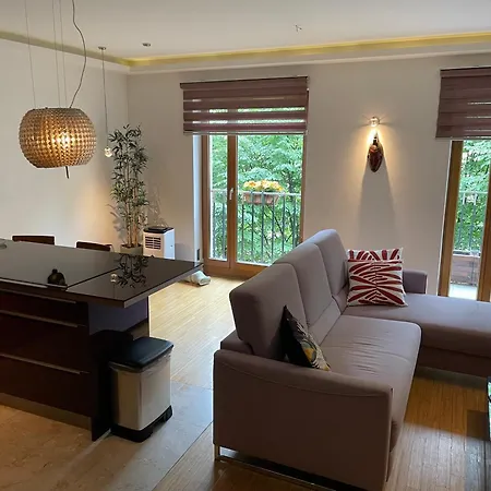 Luxury Prima Nowy Swiat ワルシャワ