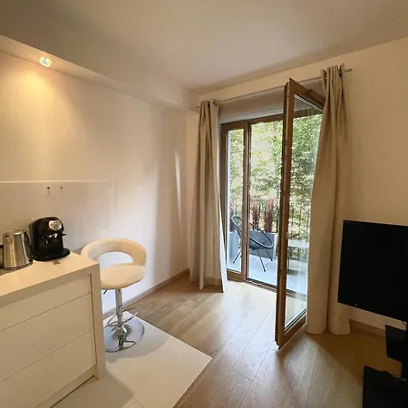 Luxury Prima Nowy Swiat ワルシャワ